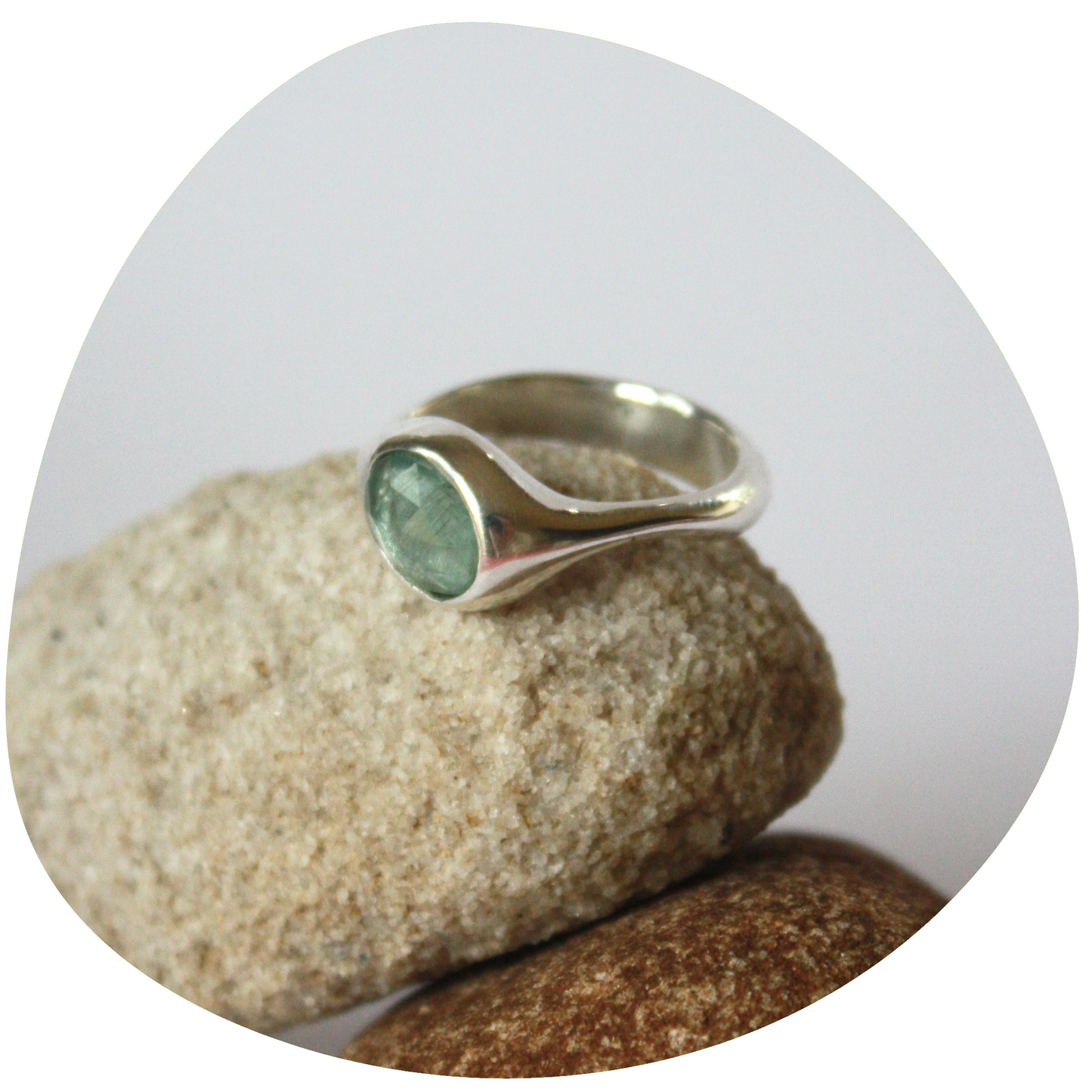 Totem Dew Ring
