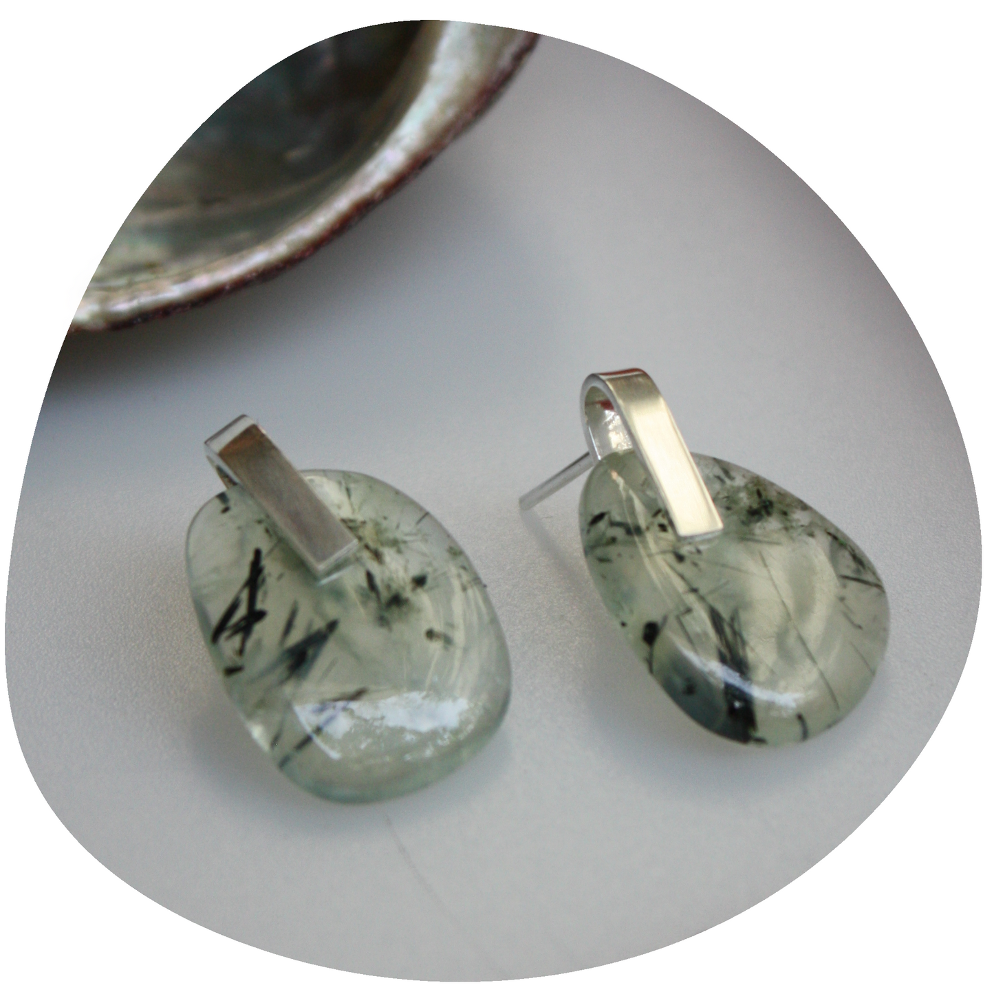 Prehnite Pebble Stud Earring